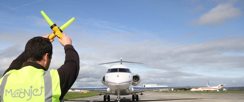 What is Ground Handling? Why to Consider Using a Flight Support Provider?